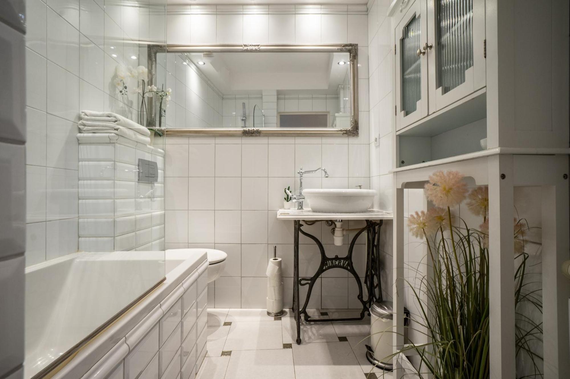 Old Town Heart Xvii - Freta Luxury Apartment Warsaw